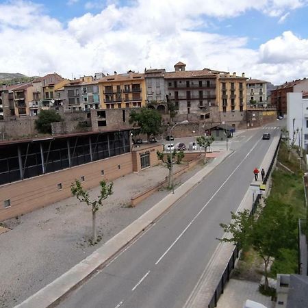 Apartaments Julia Pobla de Segur Εξωτερικό φωτογραφία