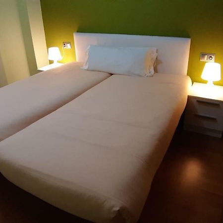 Apartaments Julia Pobla de Segur Εξωτερικό φωτογραφία
