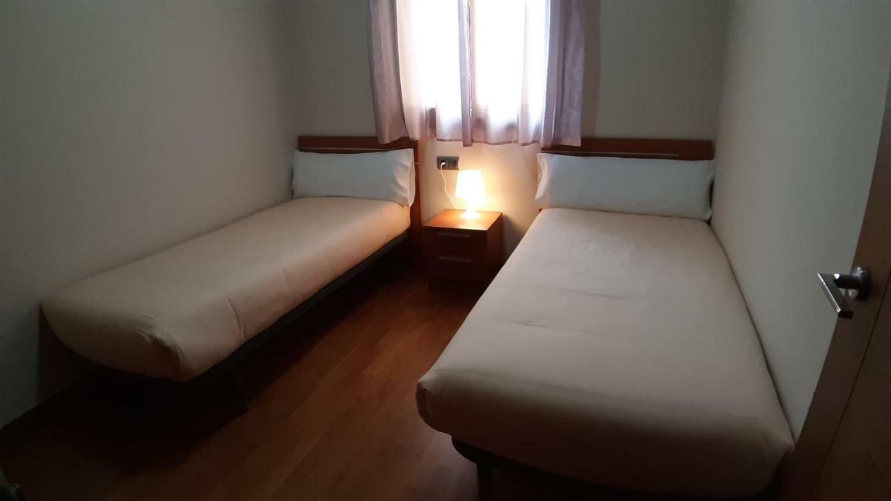 Apartaments Julia Pobla de Segur Εξωτερικό φωτογραφία
