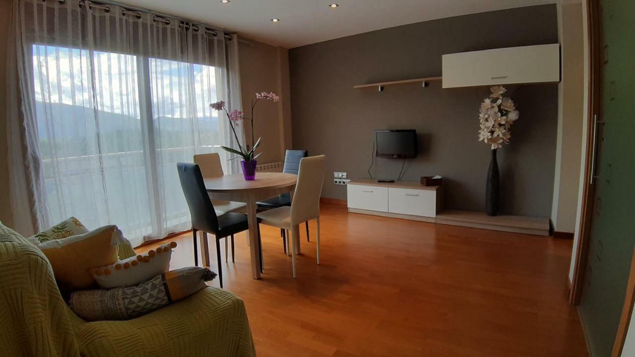 Apartaments Julia Pobla de Segur Εξωτερικό φωτογραφία